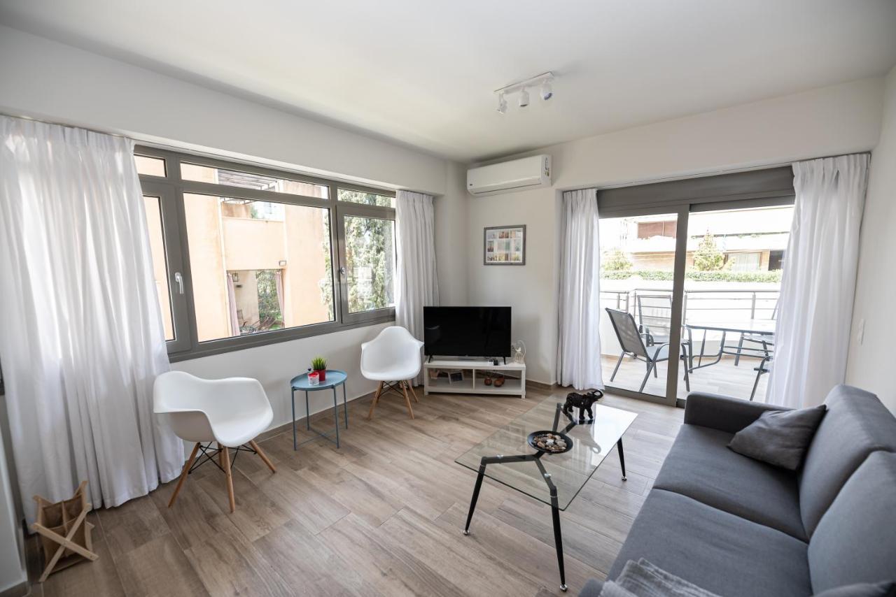 Design Apartment With Swimming Pool Near The Beach Aten Exteriör bild